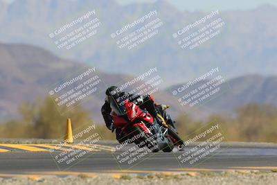 media/Apr-09-2023-SoCal Trackdays (Sun) [[333f347954]]/Turn 14 (1015am)/